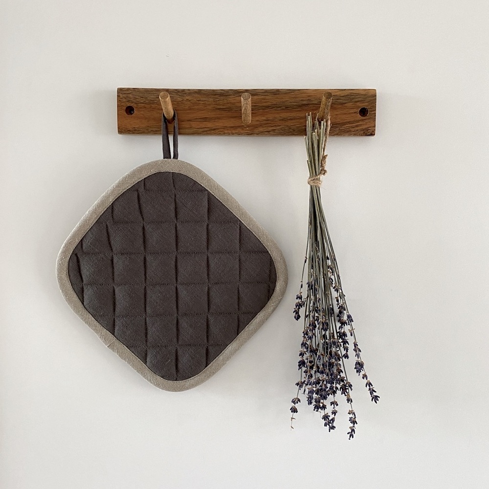 Charcoal Gray Pot Holder